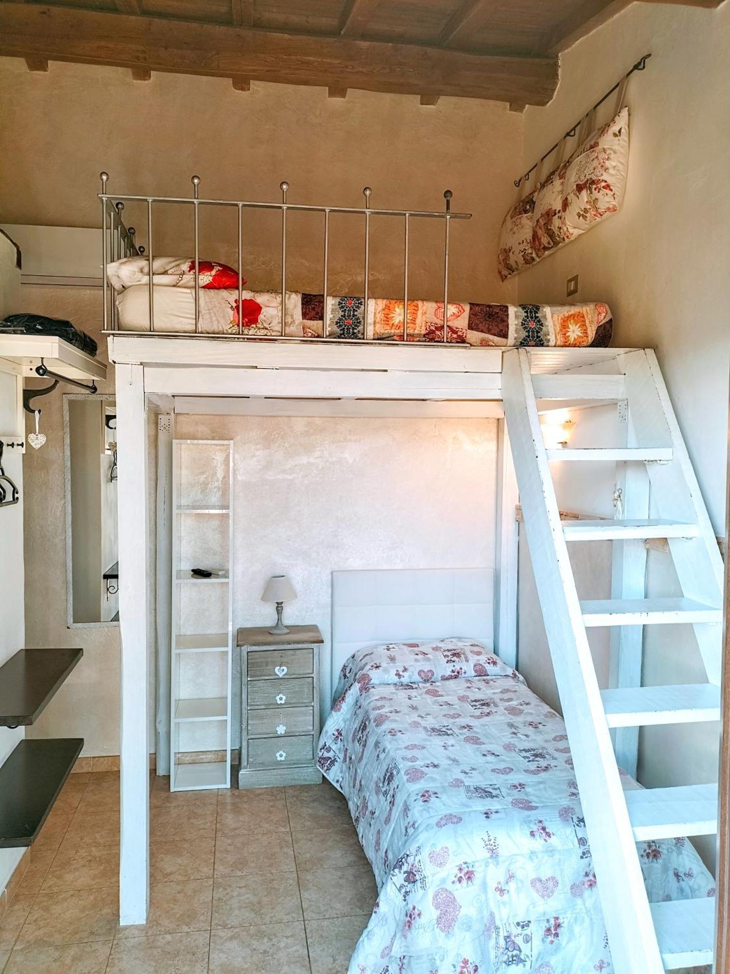 Bed and Breakfast Antico Casale Fabrizi Velletri Exterior foto