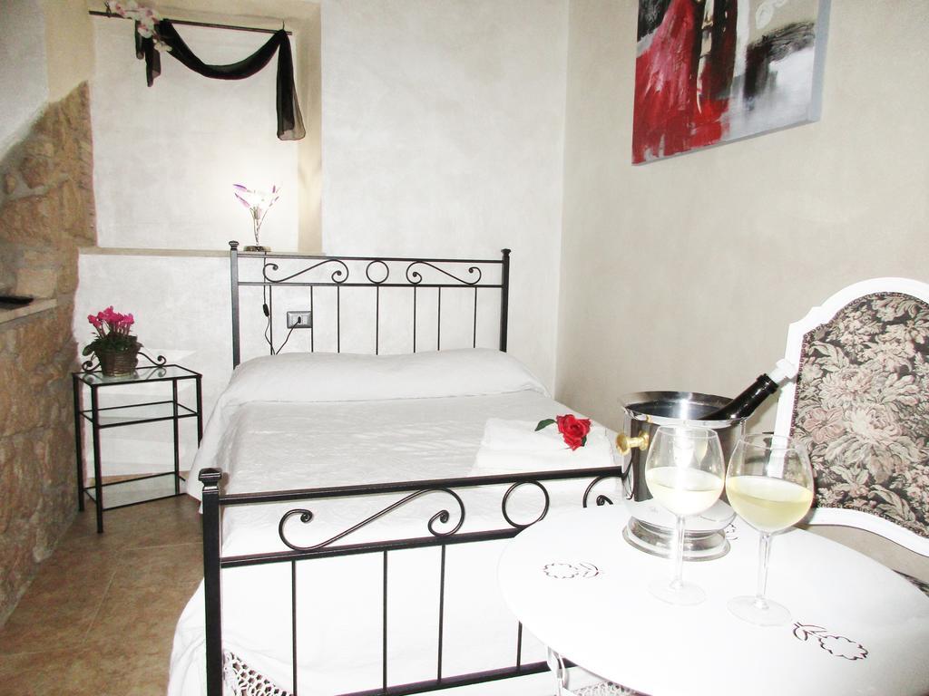 Bed and Breakfast Antico Casale Fabrizi Velletri Zimmer foto