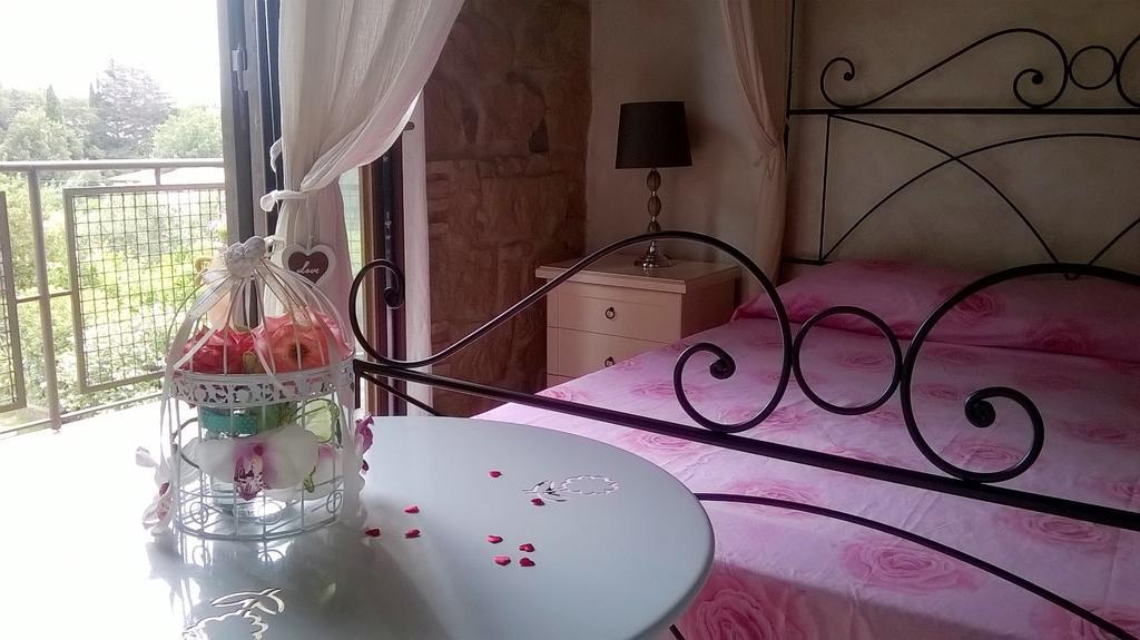 Bed and Breakfast Antico Casale Fabrizi Velletri Exterior foto